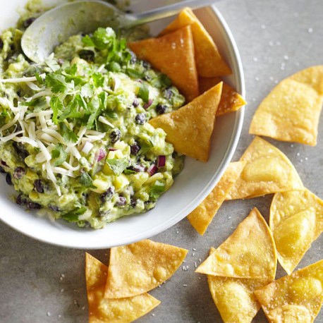 pineapple black bean guac